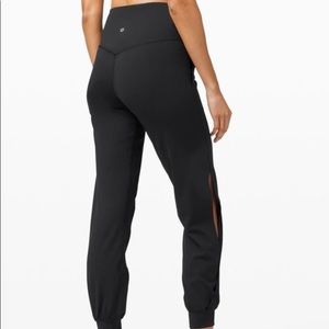 NWT Lululemon Align Jogger Cool Vent 28” -  Size 8 - Black